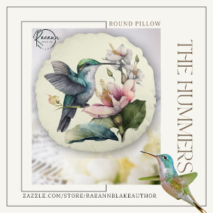Beautiful Hummingbird and Flowers Round Pillow