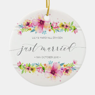 Beautiful Just Married Wedding   Ceramic Ornament