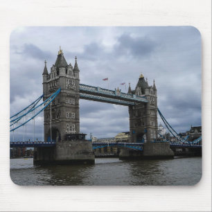 Beautiful London Bridge, England Mouse Pad