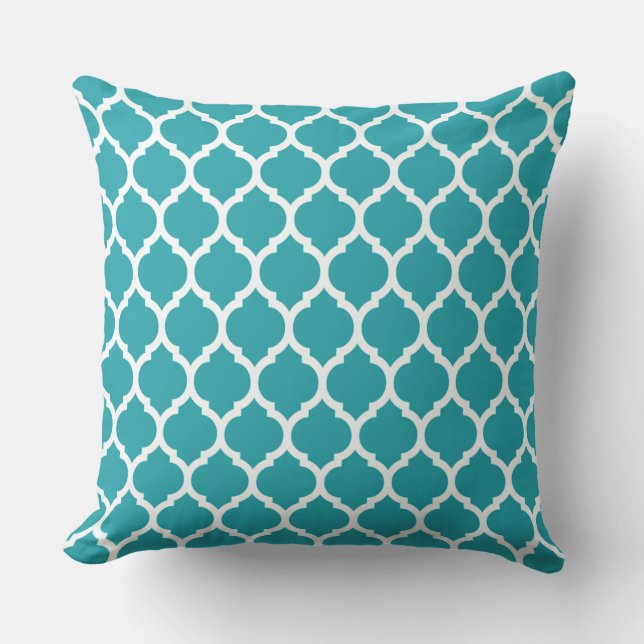 Beautiful Moroccan lattice Quatrefoil Pattern Teal Cushion (Front)