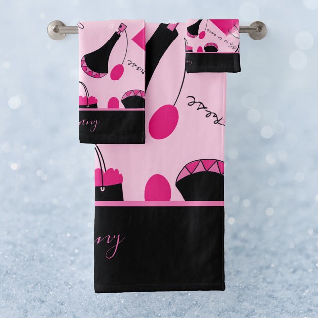 Beautiful Pink and Black Paris Bath Towel Set (Creator Uploaded)