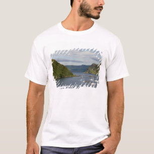 Beautiful port and sailboats with reflections in T-Shirt