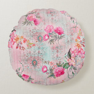 Beautiful roses on vintage paper texture illustrat round cushion