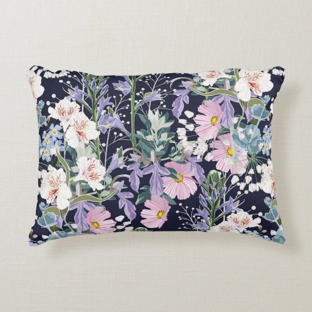 Beautiful seamless spring pattern with wild flower decorative cushion (Front)