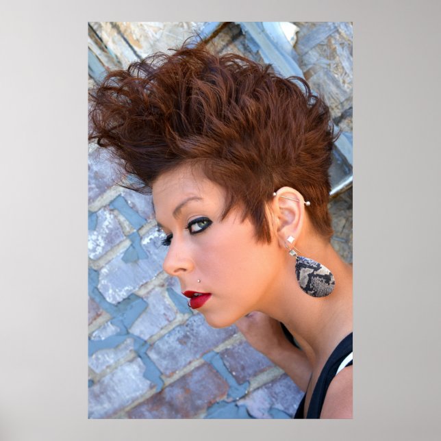 Beautiful Short Hair Poster (Front)