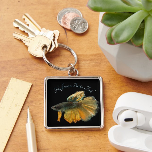 Beautiful Siamese Fighting Fish Betta Halfmoon     Key Ring (Desk)