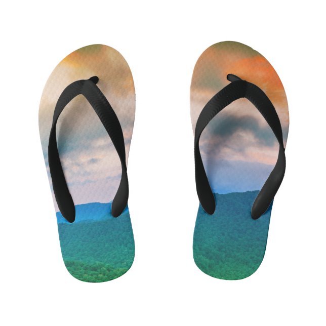 Beautiful sky,red clouds kid's thongs (Footbed)