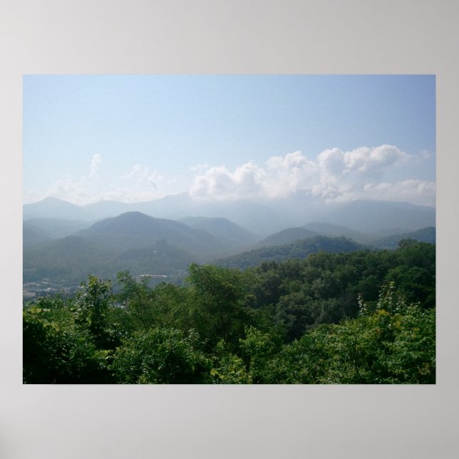 Beautiful Smokey Mountains Poster (Front)