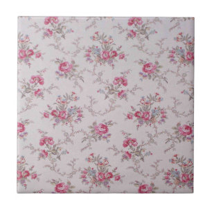 Beautiful soft vintage roses and leaves tile