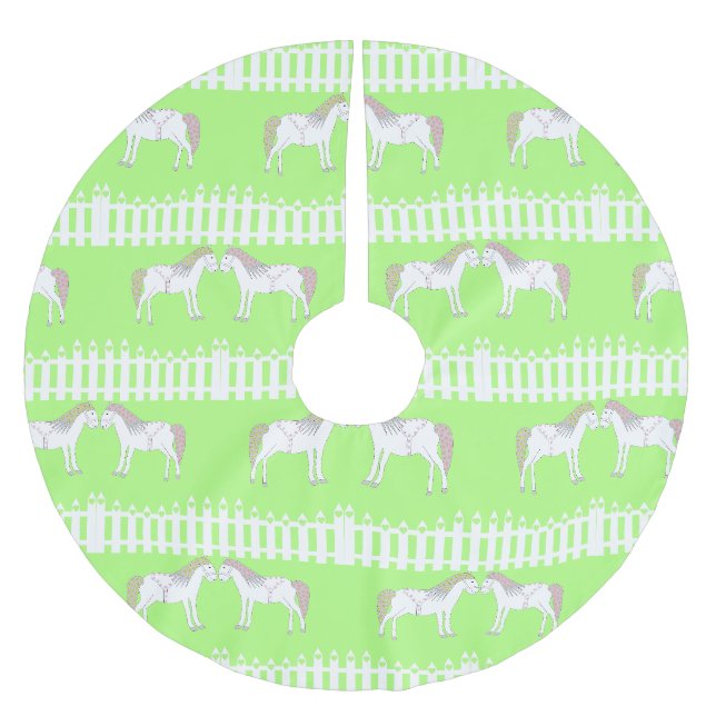 Beautiful White Wedding Horses Patterned Brushed Polyester Tree Skirt (Front)