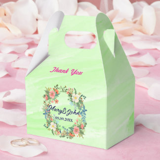 Beautiful wreath pink romantic wedding favour box