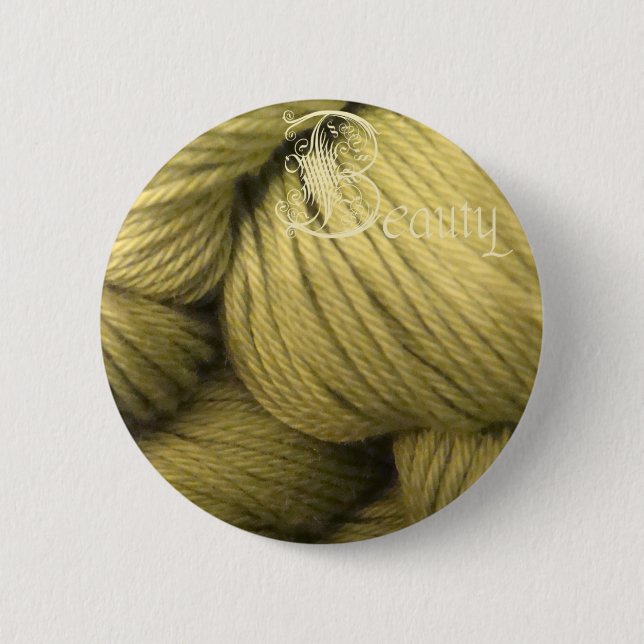 beauty button, green silk 6 cm round badge (Front)