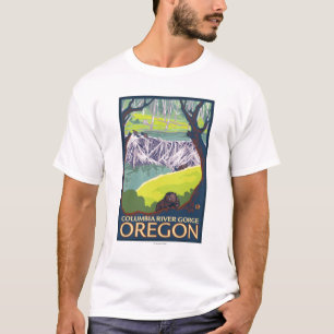 Beaver Family - Columbia River Gorge, Oregon T-Shirt
