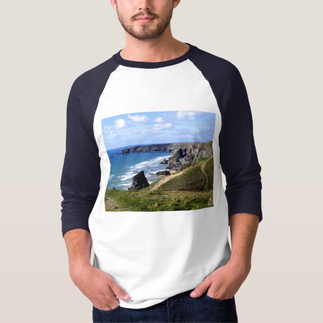 Bedruthan steps Cornwall T-Shirt (Front)