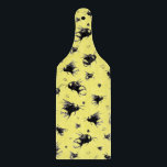 Bee and Flower Board – Wedding Gift for Couple<br><div class="desc">Celebrate the joy of togetherness with this bee design. A thoughtful and unique kitchen gift for newlyweds or couples building a life together.</div>