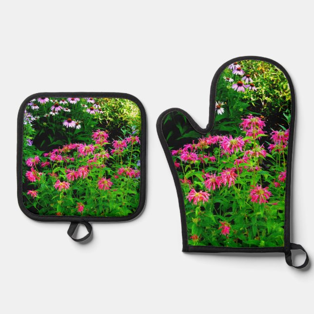 Bee Balm Oven Mitt & Pot Holder Set (Front)