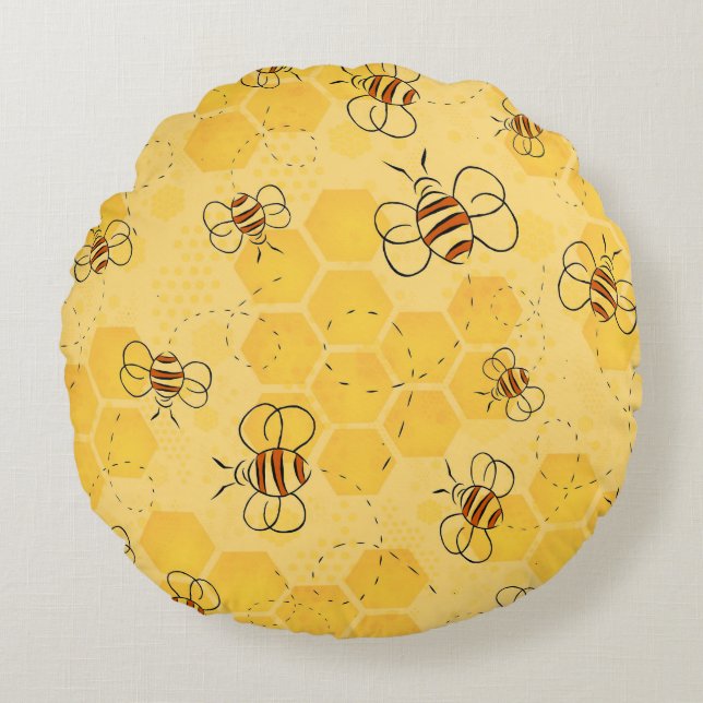 Bee Buzzing Honey Bees Cute  Round Cushion (Front)