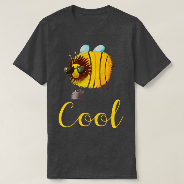 Bee Cool First Day Of School Design Boys Girls T-Shirt (Design Front)