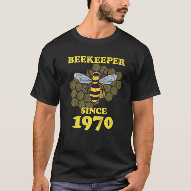Beekeeper Bee  Honey Bees Bee Smoker Beekeeping  2 T-Shirt (Front)