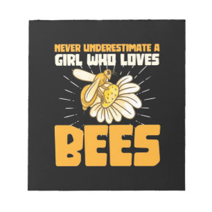 Beekeeper Gift   A Girl Who Loves Bees Notepad
