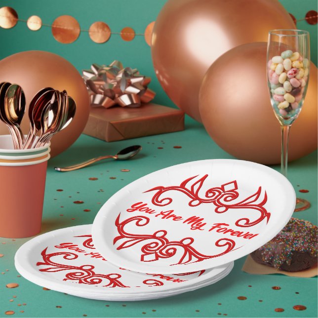 Begins With A Kiss Collection  Paper Plates (Multi)