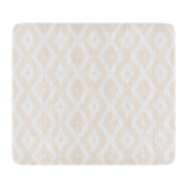 Beige and white diamond pattern cutting board (Front)