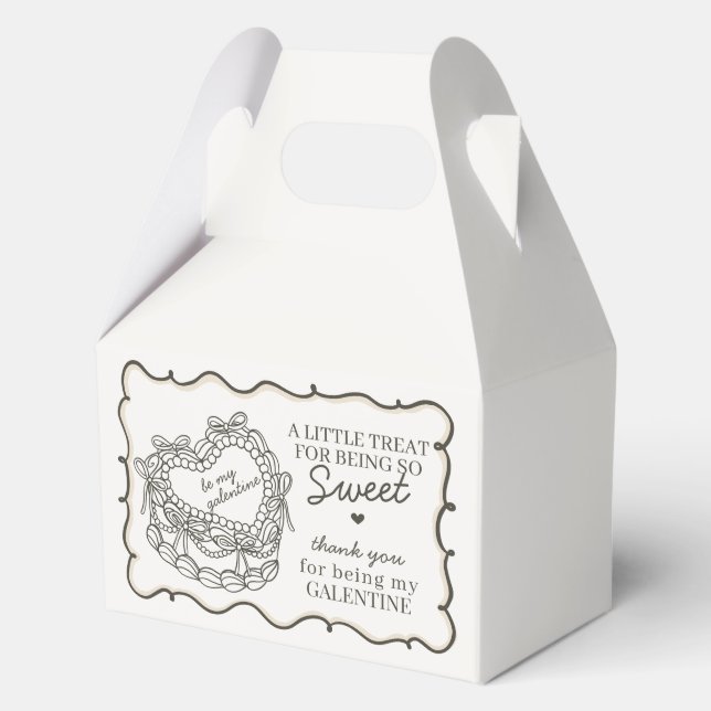 Beige Bow Heart Coquette Cake Galentines Party Favour Box (Front)