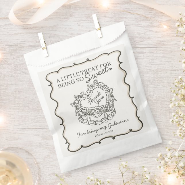 Beige Bow Retro Heart Coquette Cake Galentines Favour Bag (Clipped)