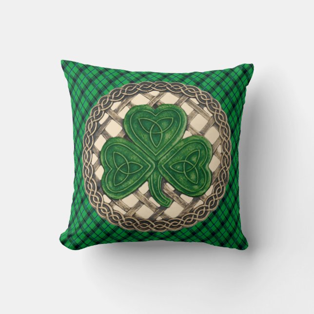 Beige Shamrock Celtic Knots On Green Plaid Cushion (Front)