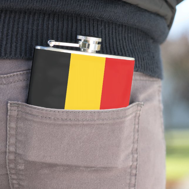 Belgium flag hip flask (In Situ)