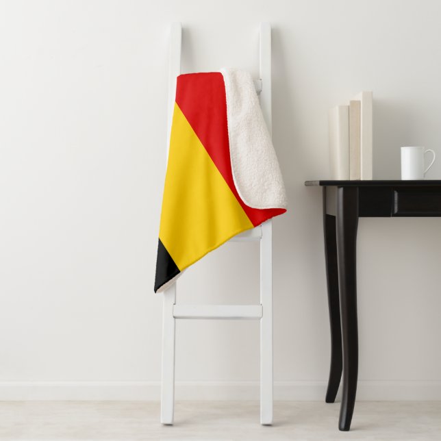 Belgium flag sherpa blanket (In Situ)