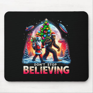 Believe Funny Alien And Santa Christmas Design Mouse Pad