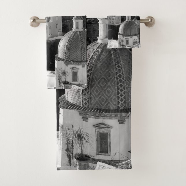 Bellissima Positano 2 - BW Bath Towel Set (Insitu)