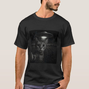 Bengal Cat Selfie with UFO T-Shirt