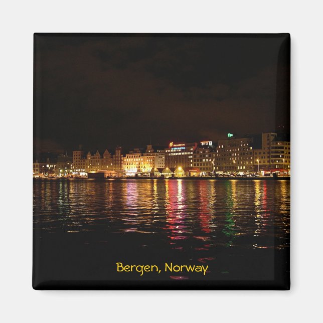 Bergen at night magnet (Front)
