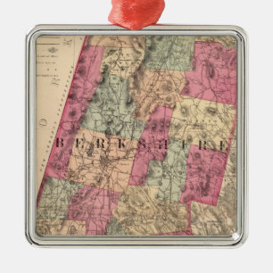 Berkshire County Metal Tree Decoration