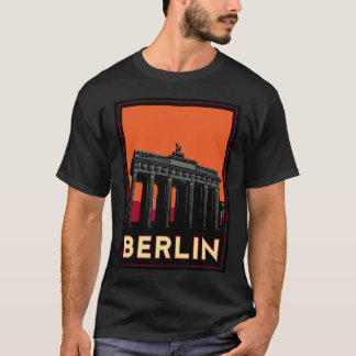 berlin germany oktoberfest art deco retro travel T-Shirt