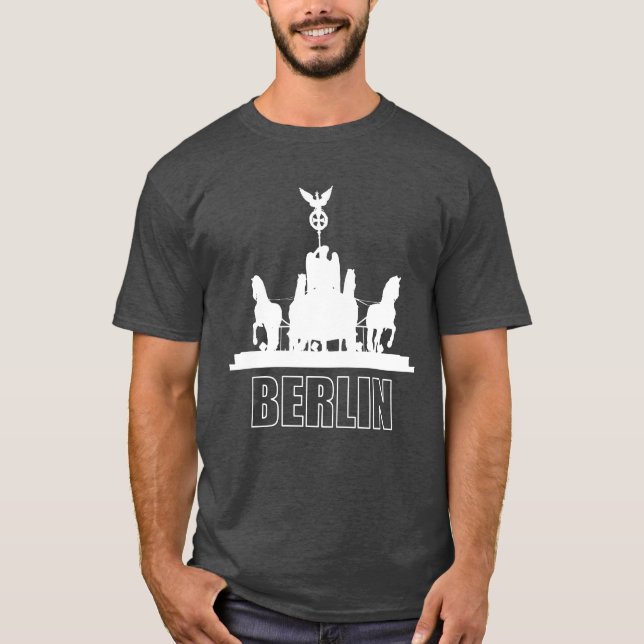 Berlin Germany Quadriga Souvenir Gift Graphic Art T-Shirt (Front)
