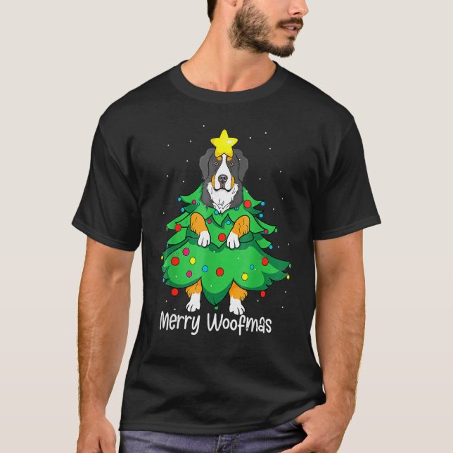 Bernese Mountain Christmas Tree D-Og M-Om Dad T-Shirt (Front)