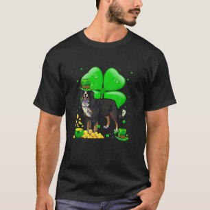 Bernese Mountain Dog Lucky Charm St. Patrick's Day T-Shirt