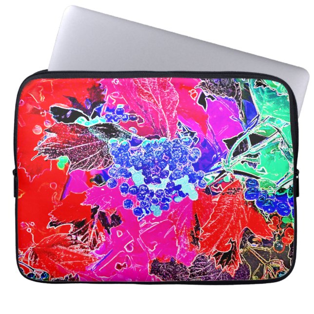 BERRIES AND LEAVES LAPTOP SLEEVE (Front)