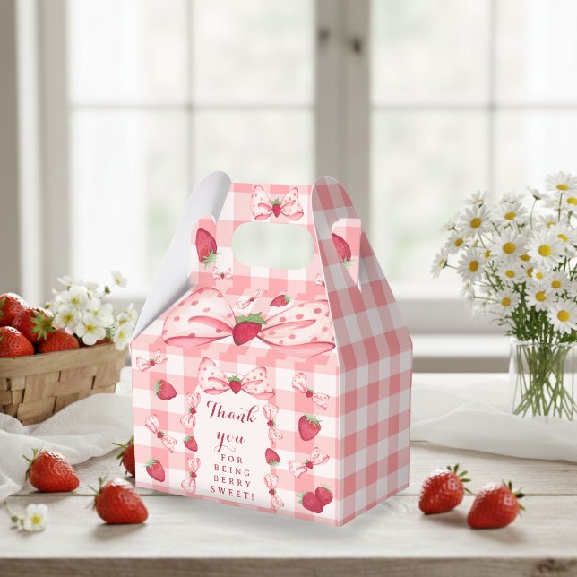Berry First Birthday Red Gingham Bows Square Favour Box (Berry First Birthday Red Gingham Bows Square Favor Boxes - Gable 5x3x6.5 )