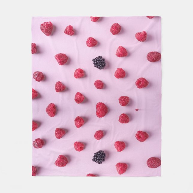 berry nice fleece blanket (Front)