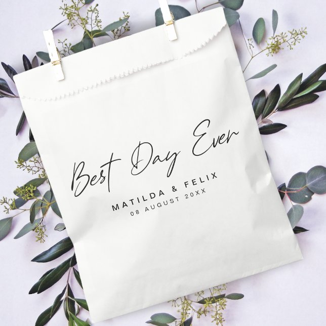 Best Day Ever Minimalist Clean Simple Wedding Day Favour Bag (Creator Uploaded)
