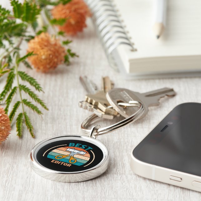 Best Editor - Retro Style Premium Round Key Ring (Side)