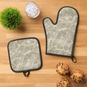 Best Solid Colour Silver Quilted Heat Protection Oven Mitt & Pot Holder Set