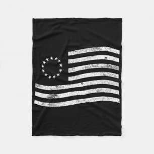 Betsy Ross Flag Minimal – American History Patriot Fleece Blanket