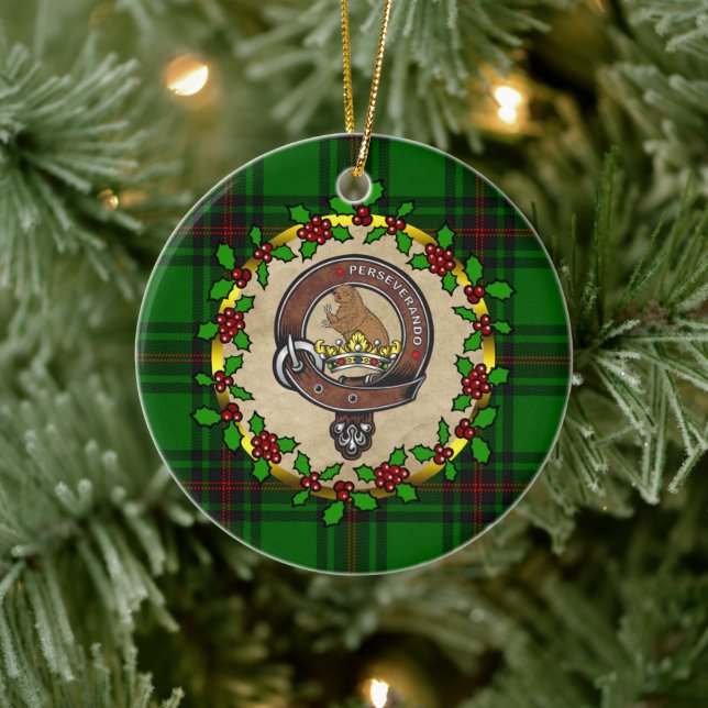 Beveridge Clan Badge & Tartan Personalised Xmas Ceramic Ornament (Tree)