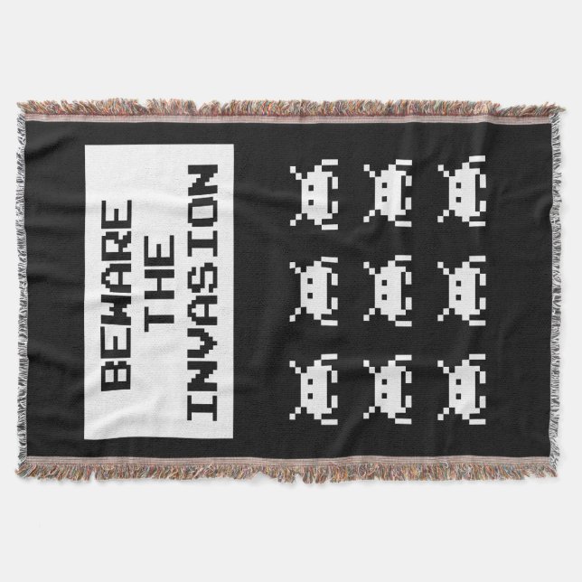 Beware of the invasion, geek design throw blanket (Front)