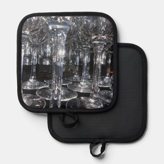 Beyond the Familiar Pot Holder (Front/Back)